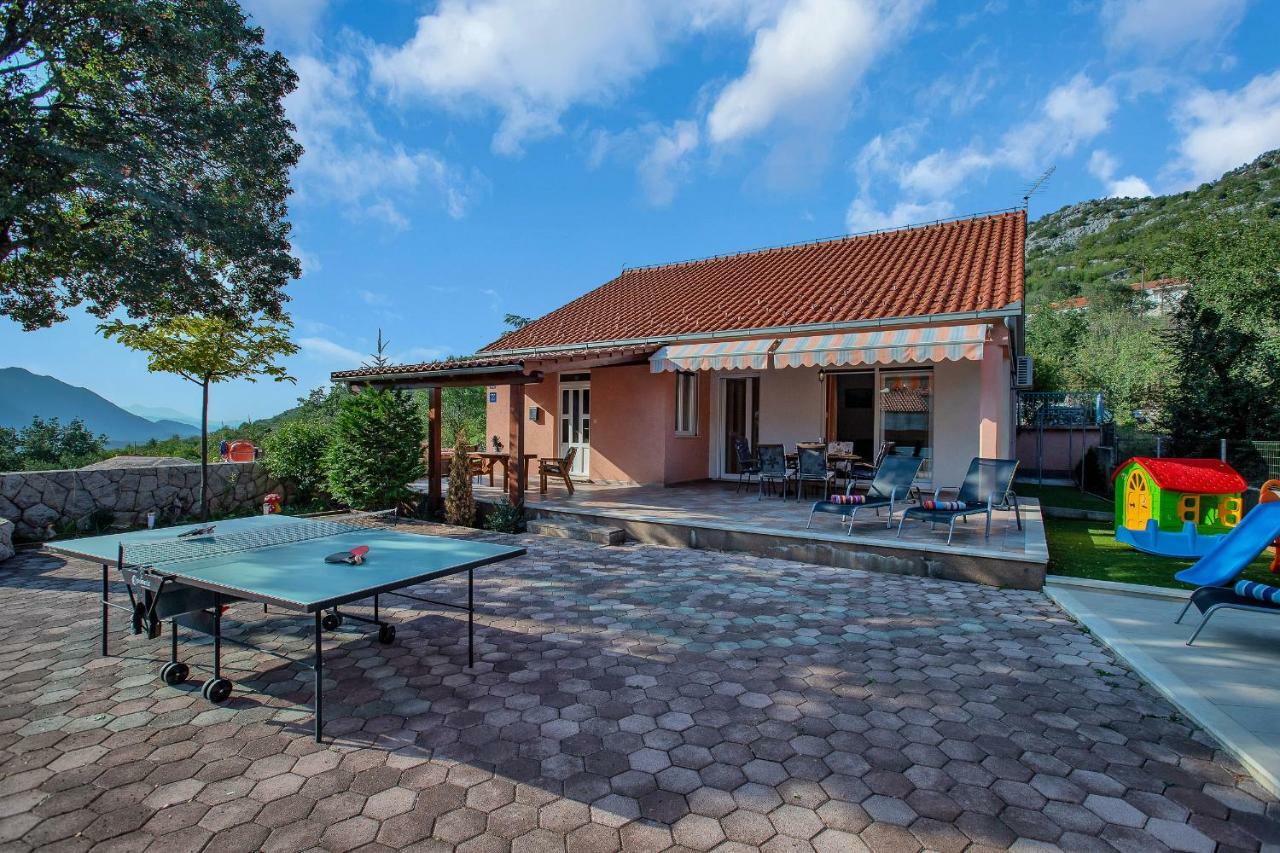 Villa Zvonimir Zagvozd Exterior foto